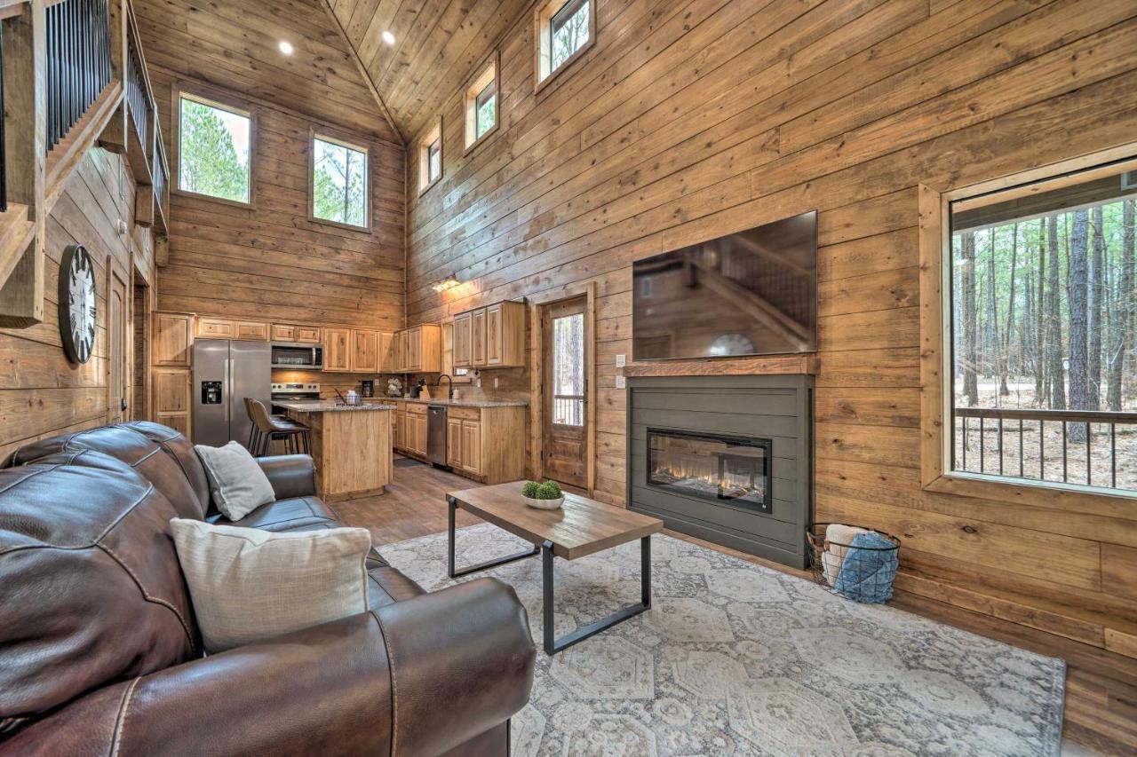 Sutton Ridge Cabin Rental Hot Tub And Swing Set! Broken Bow Kültér fotó