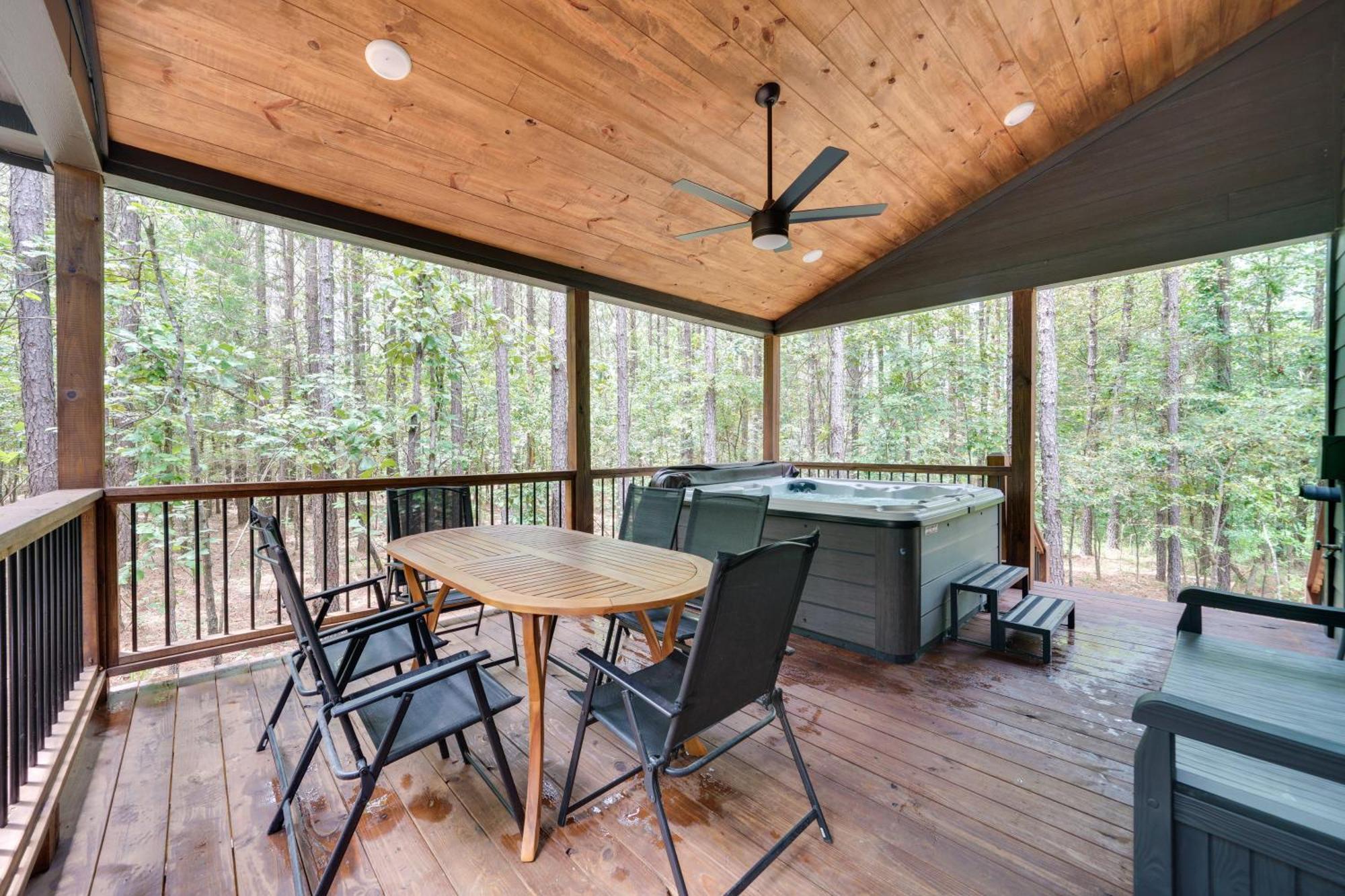 Sutton Ridge Cabin Rental Hot Tub And Swing Set! Broken Bow Kültér fotó