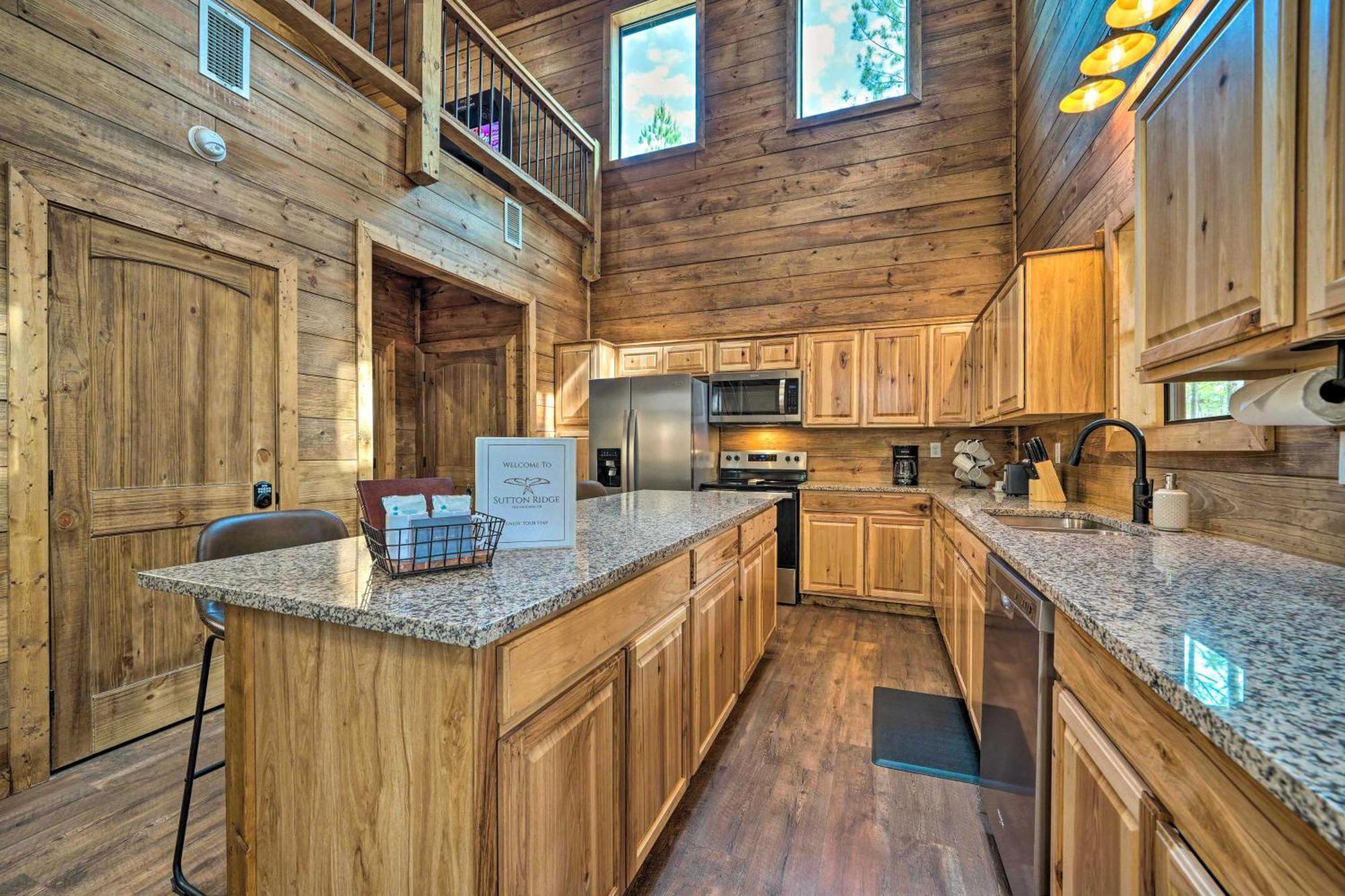 Sutton Ridge Cabin Rental Hot Tub And Swing Set! Broken Bow Kültér fotó